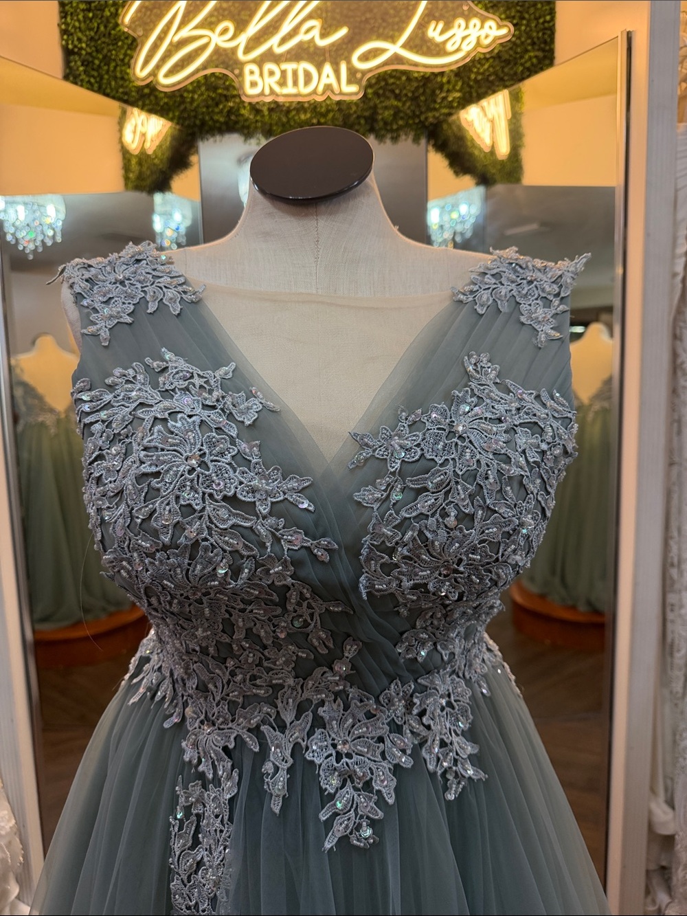 Elegant Sage dusty teal Green Tulle Evening Dress with Lace Appliqué - Picture 3 of 11